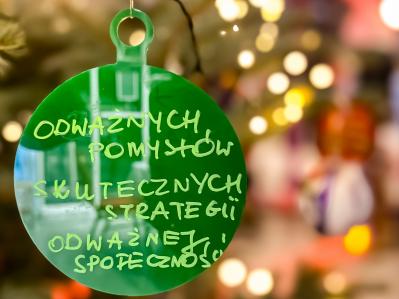 Bombka z �yczeniami