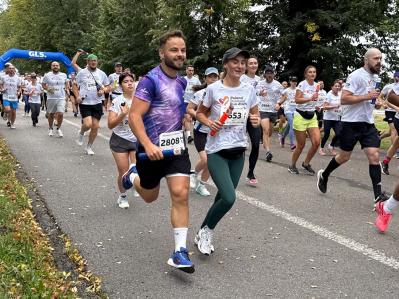 Zawodnicy ABM podczas biegu charytatywnego